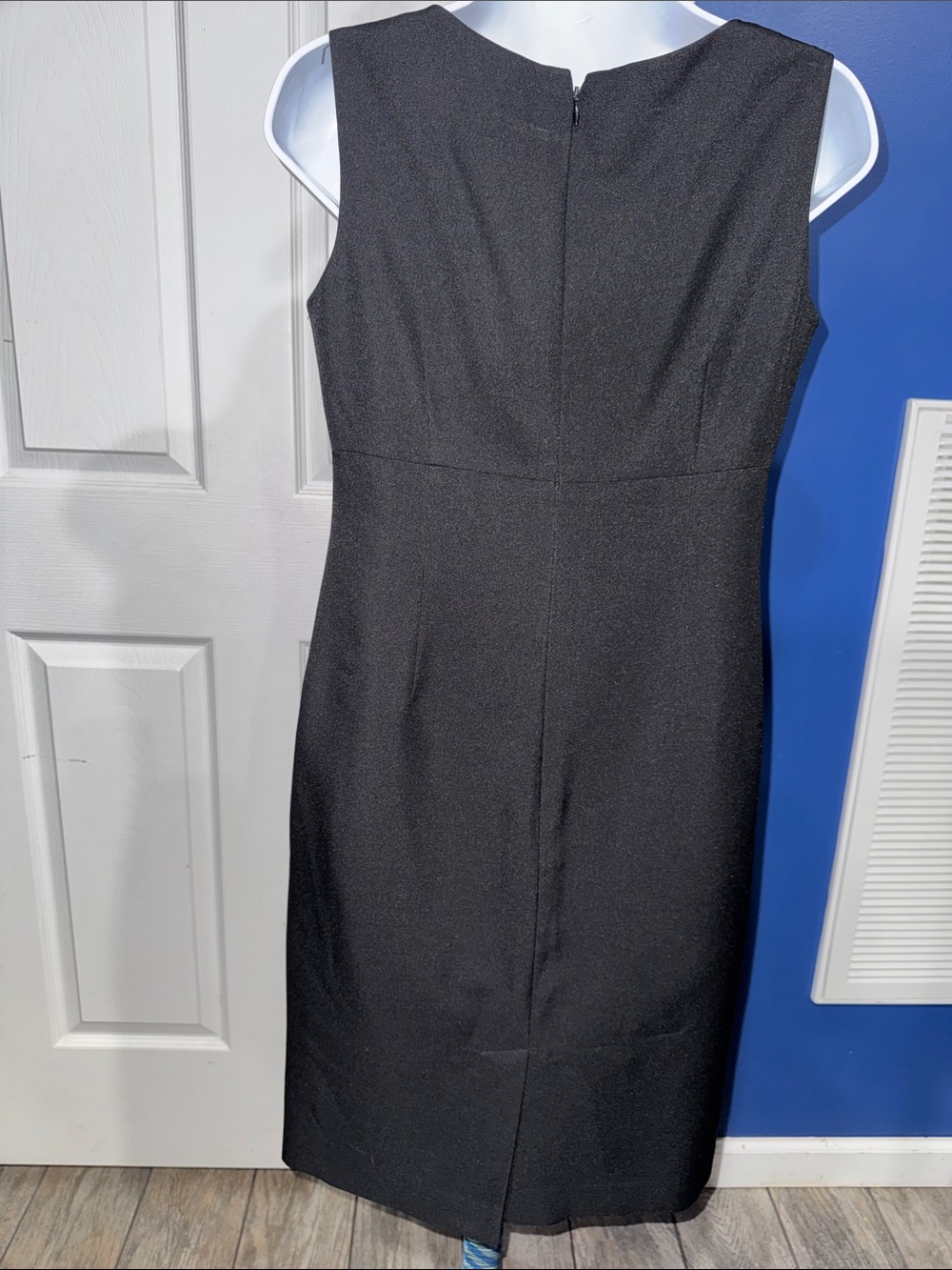 9&CO- Classic Black Sleeveless A-Line Dress Size 4 - Picture 4 of 16